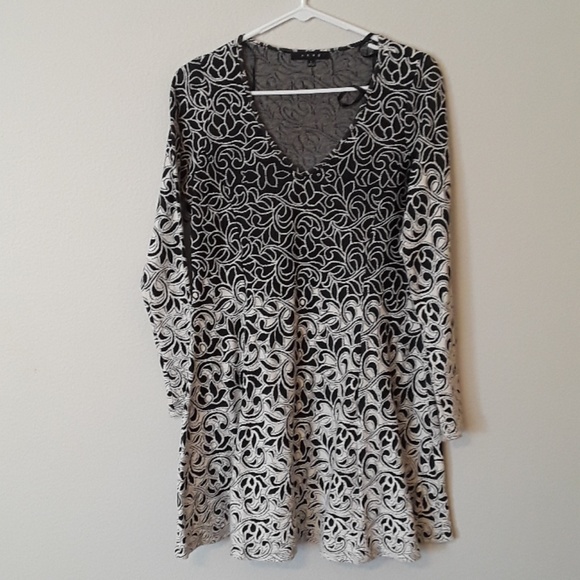 Snap ladies top - Picture 1 of 2